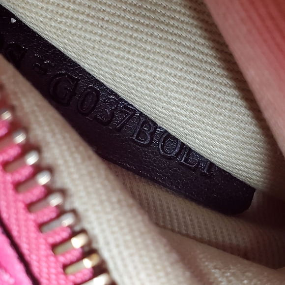 VALENTINO ROCKSTUD SMALL CROSSBODY BAG - Picture 13 of 14